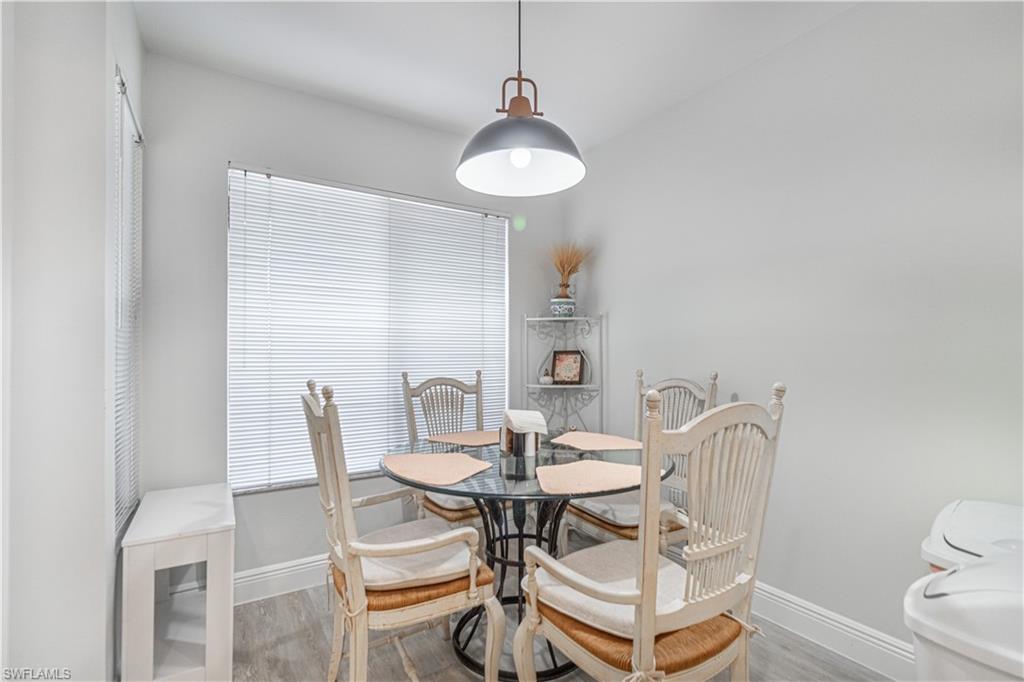 SEVEN LAKES - Residential