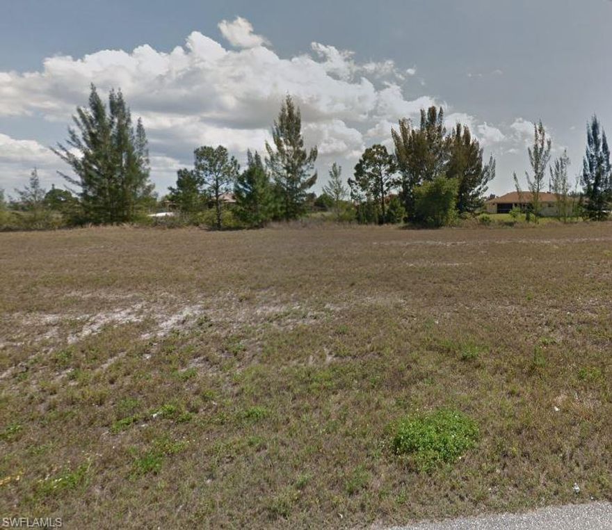 Build your dream home on this beautiful waterfront lot. Great location minutes to the 18 hole championship Coral Oaks Golf Course. Close to shopping, dining, parks and schools. Fish or boat form your backyard.