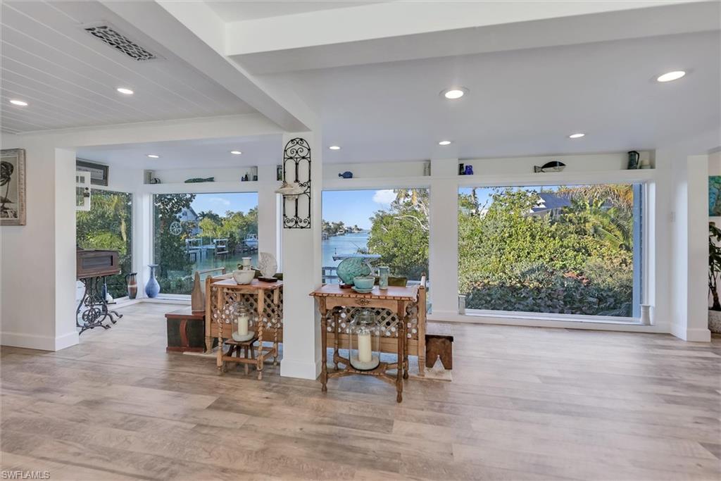 WATER SHADOWS UNRECORDED SUBDIVISON - Residential