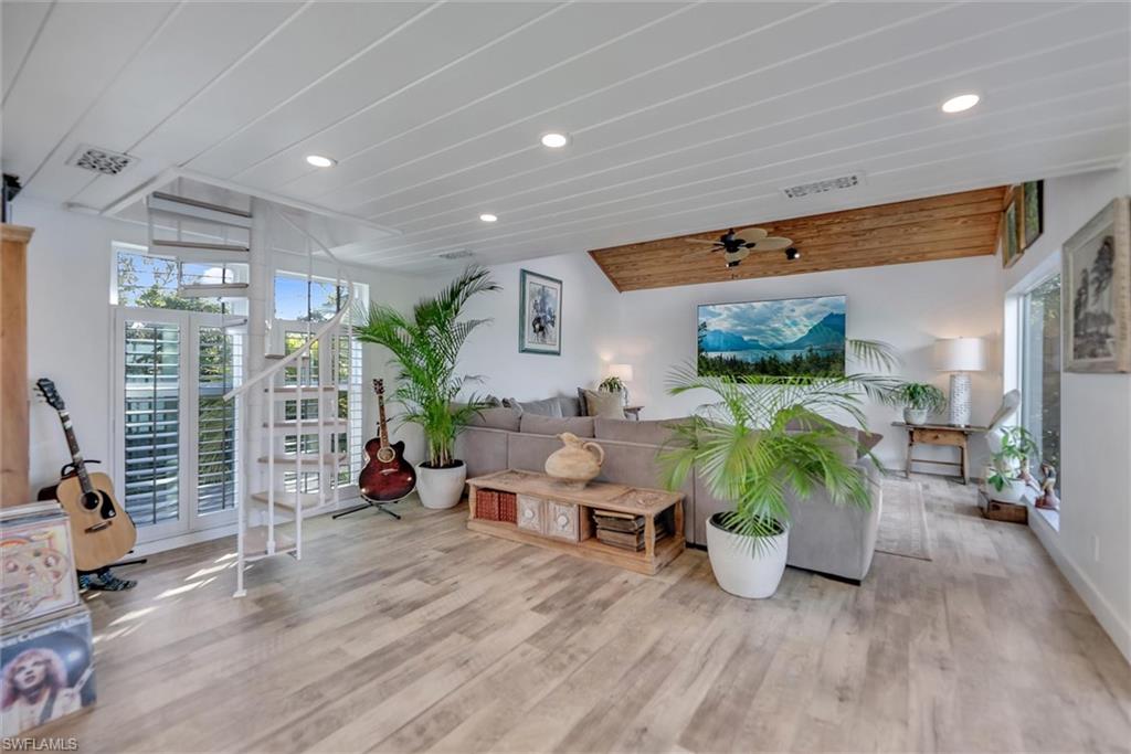 WATER SHADOWS UNRECORDED SUBDIVISON - Residential