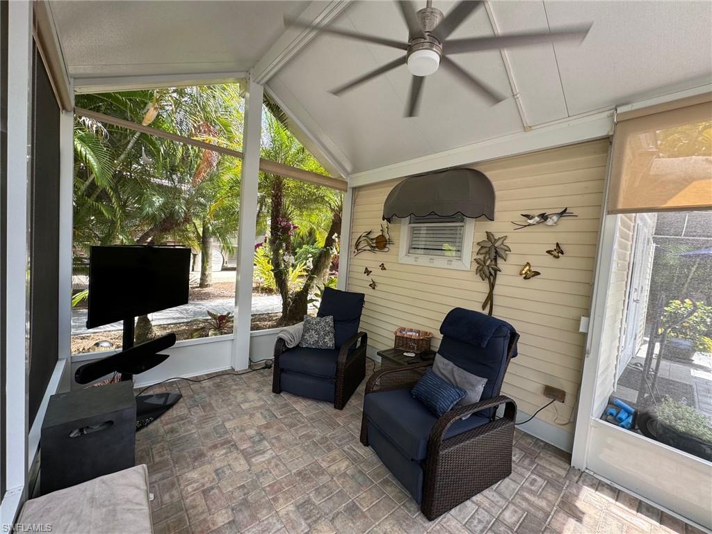 RIVERBEND MOTORCOACH RESORT - Land