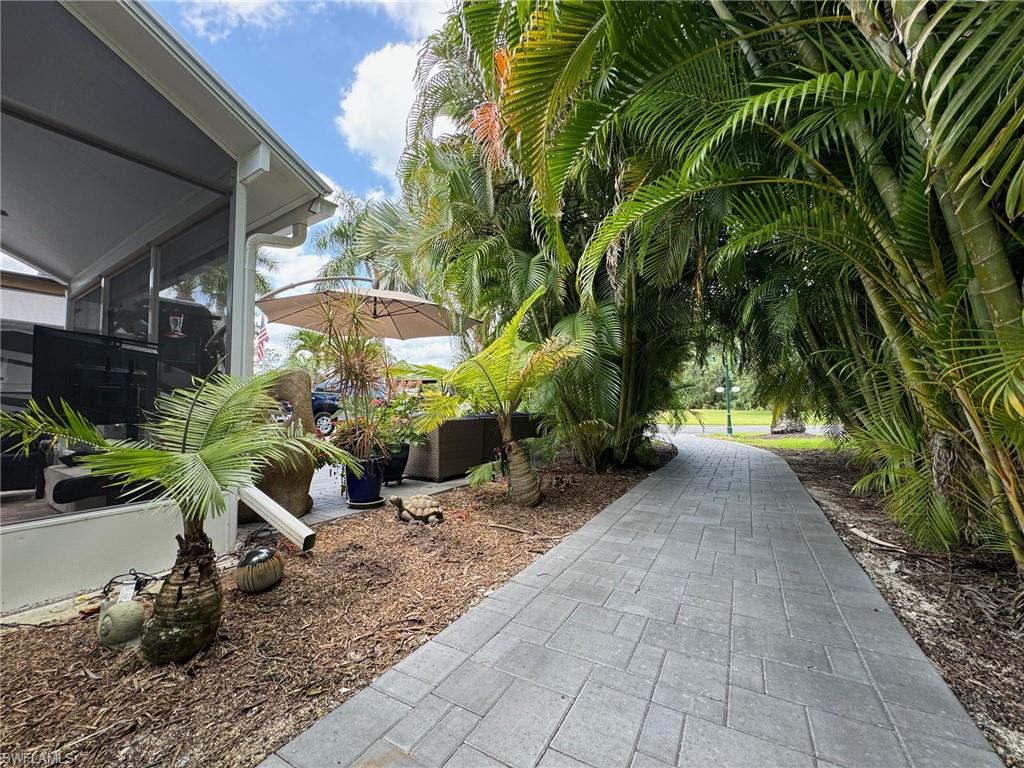 RIVERBEND MOTORCOACH RESORT - Land