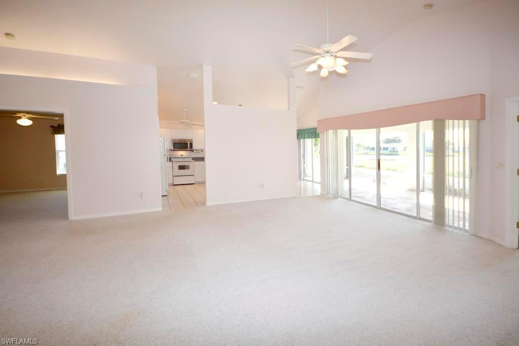 SABAL SPRINGS GOLF AND RACQUET CLUB - Residential