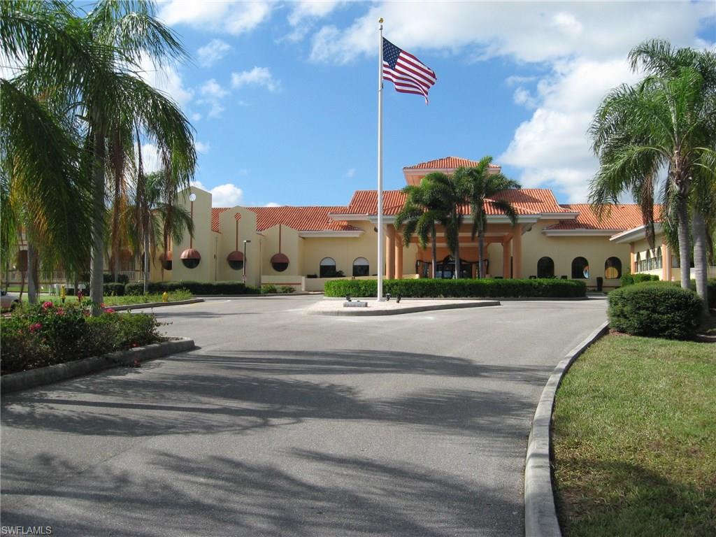 SABAL SPRINGS GOLF AND RACQUET CLUB - Residential