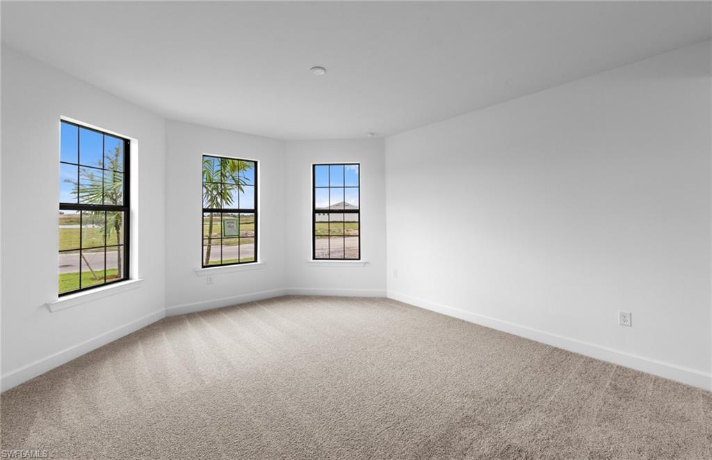 COUNTRY CLUB - Residential