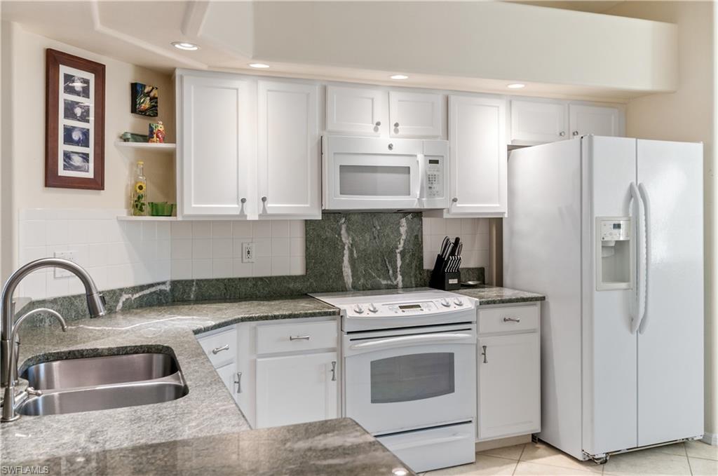 AMBERLEY COURT - Residential