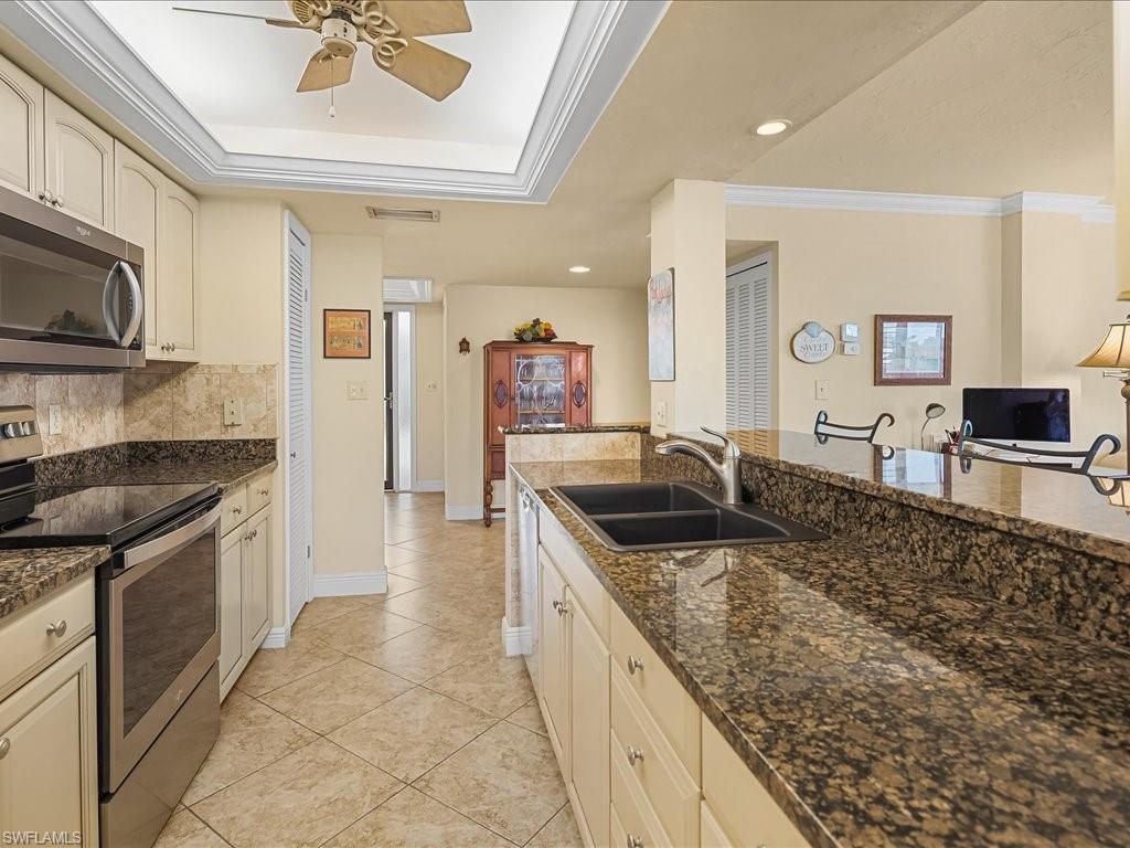 VANDERBILT BAY - Residential