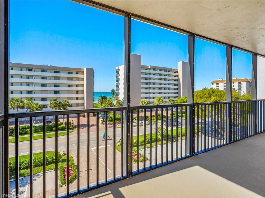 VANDERBILT BAY - Residential