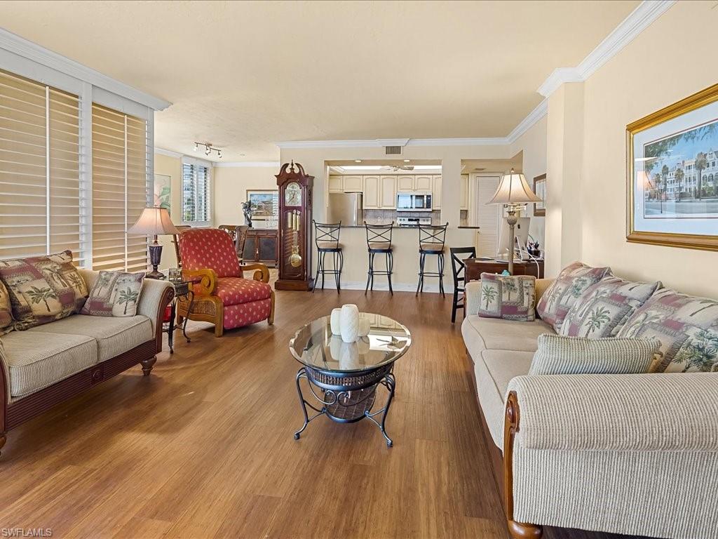 VANDERBILT BAY - Residential