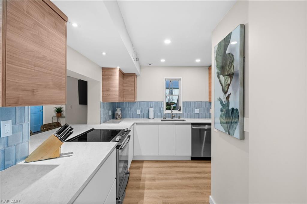 NAPLES BATH AND TENNIS CLUB - Residential Lease