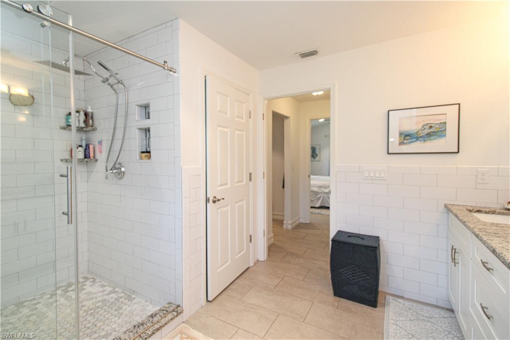 LOGAN WOODS - Residential Lease