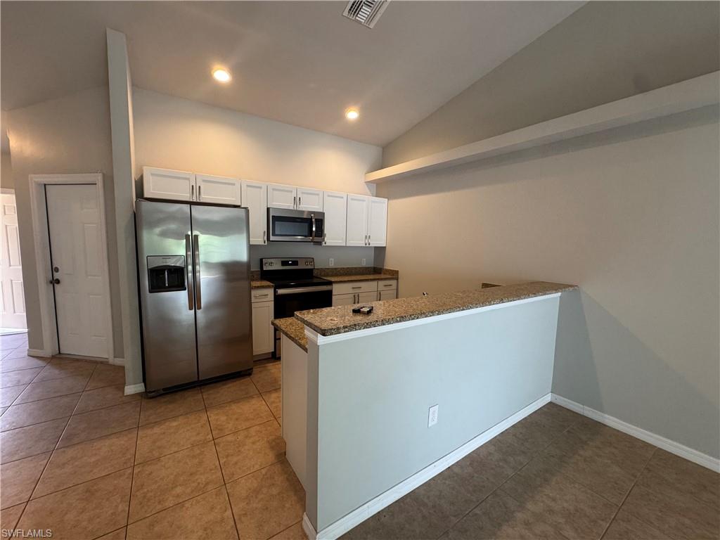 CAPE CORAL - Residential Lease