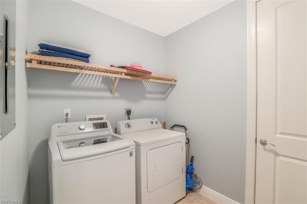 THE RESIDENCES AT COCONUT POINT - Residential