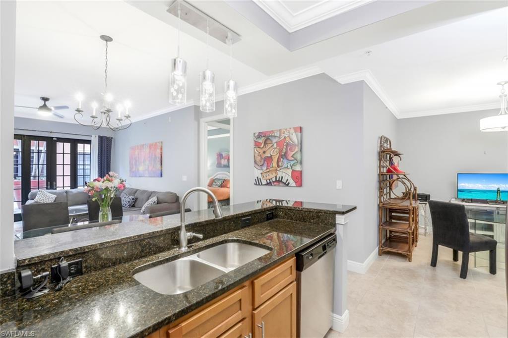 THE RESIDENCES AT COCONUT POINT - Residential