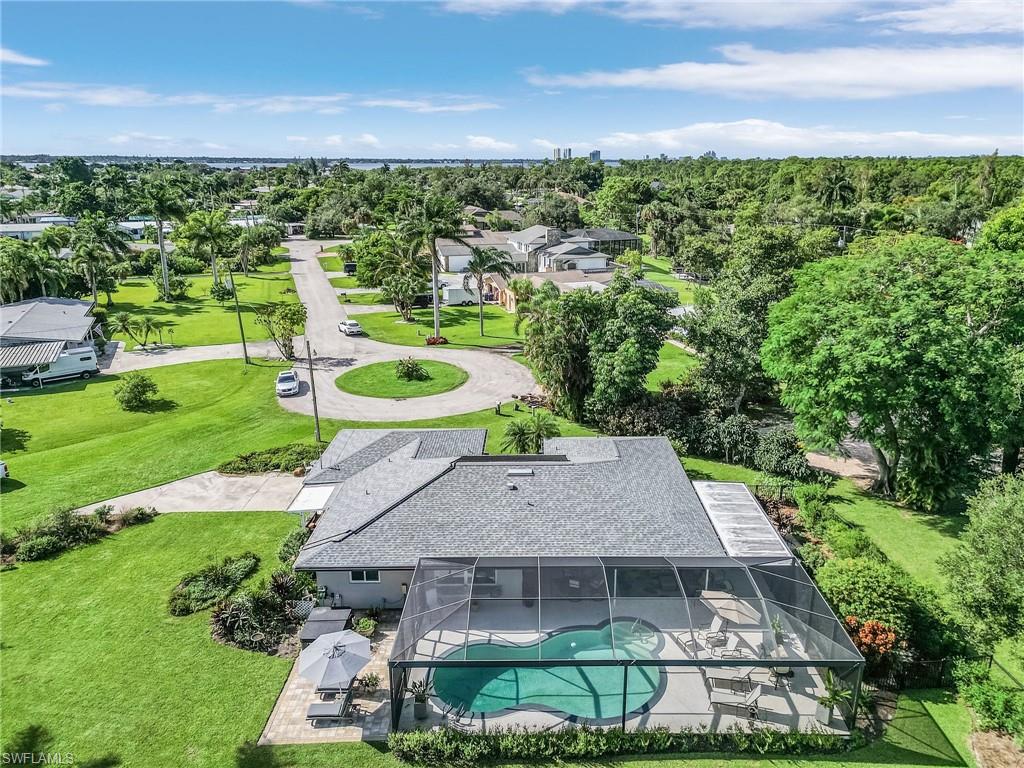 YACHT CLUB COLONY - Residential