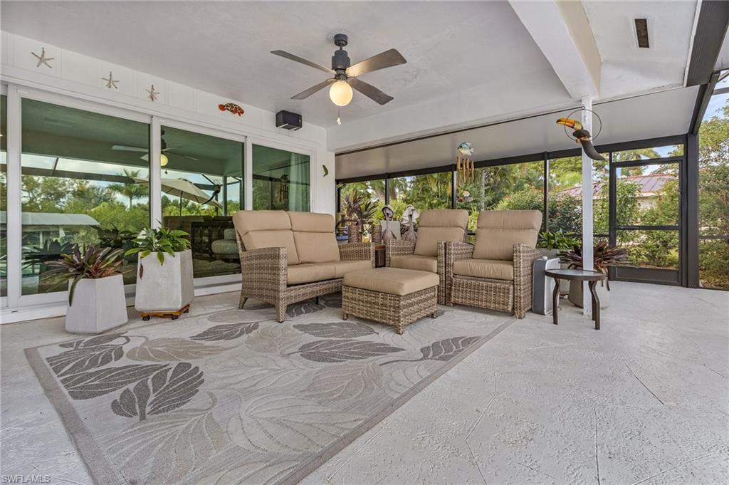 YACHT CLUB COLONY - Residential