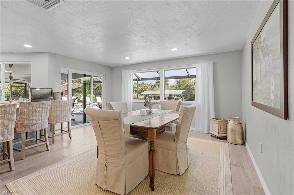 YACHT CLUB COLONY - Residential