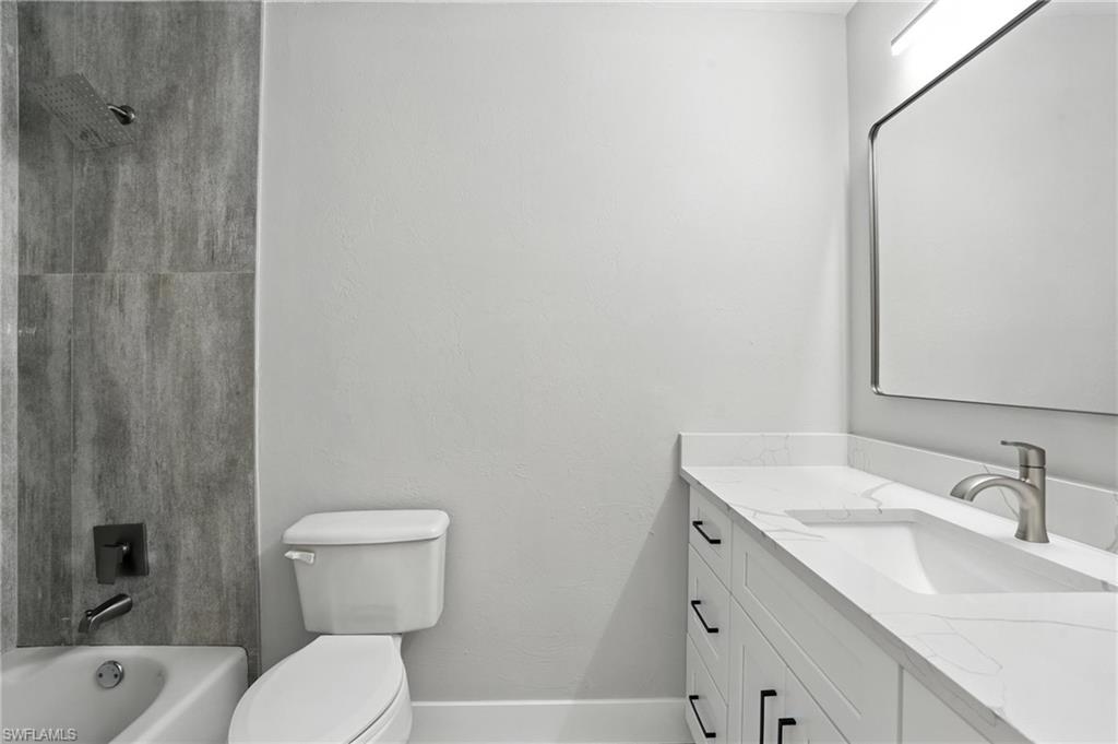 HOLIDAY SHORES - Residential