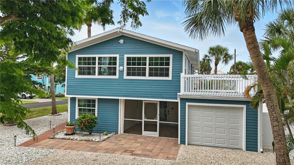 HOLIDAY SHORES - Residential