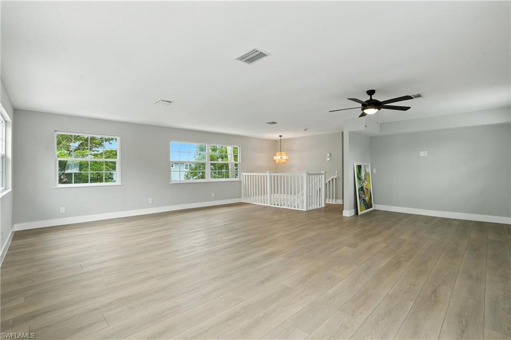 HOLIDAY SHORES - Residential