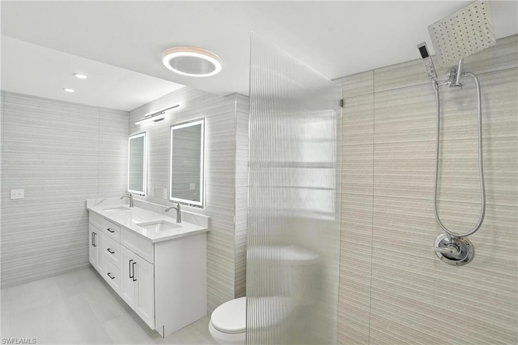 HOLIDAY SHORES - Residential