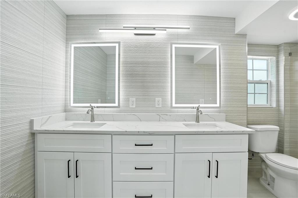 HOLIDAY SHORES - Residential