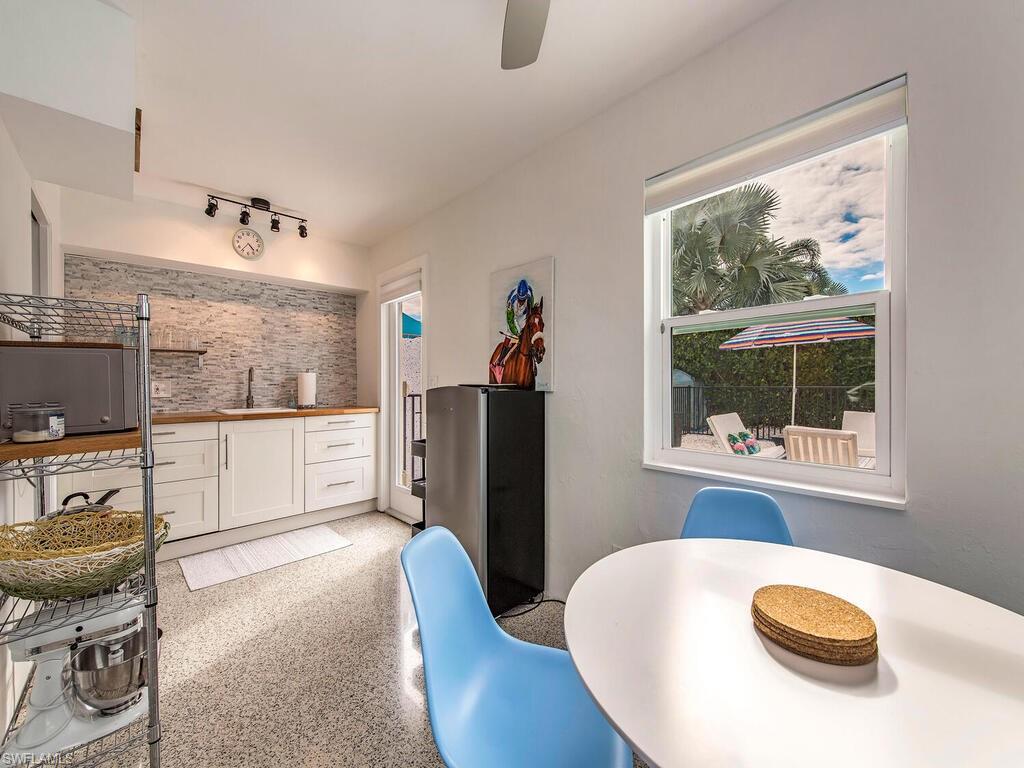 OLDE NAPLES - Residential