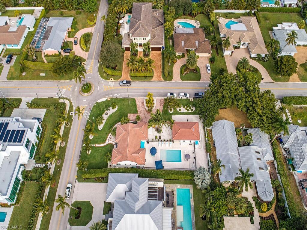 OLDE NAPLES - Residential