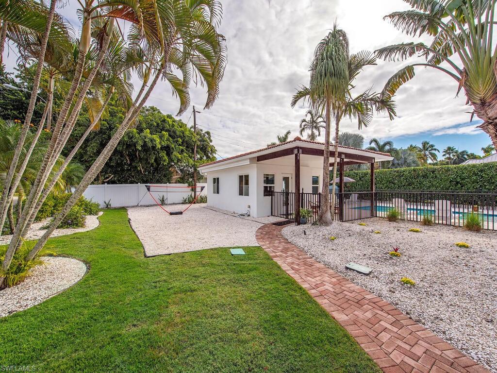 OLDE NAPLES - Residential