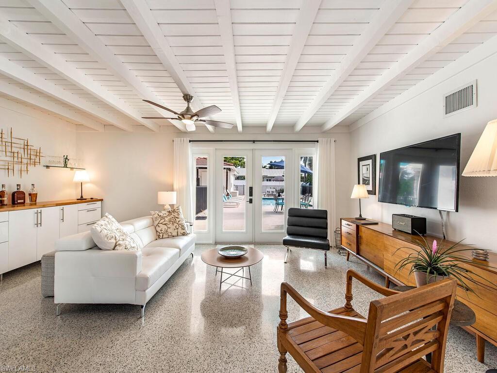 OLDE NAPLES - Residential