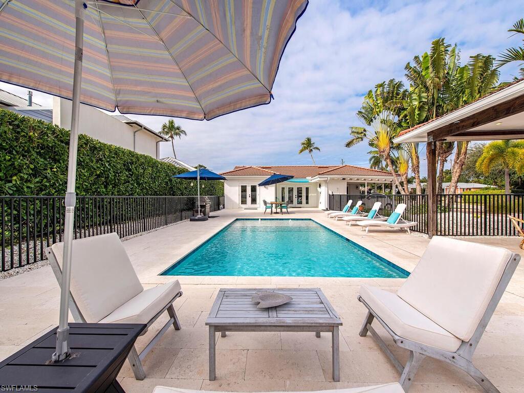 OLDE NAPLES - Residential