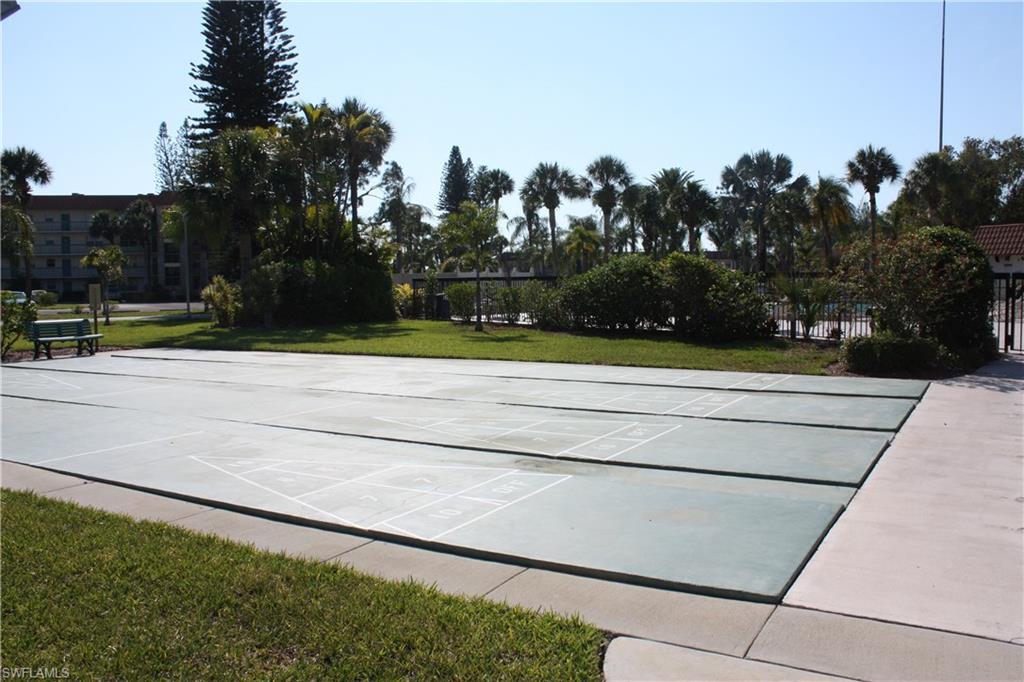 FAIRWAYS AT PAR TWO - Residential