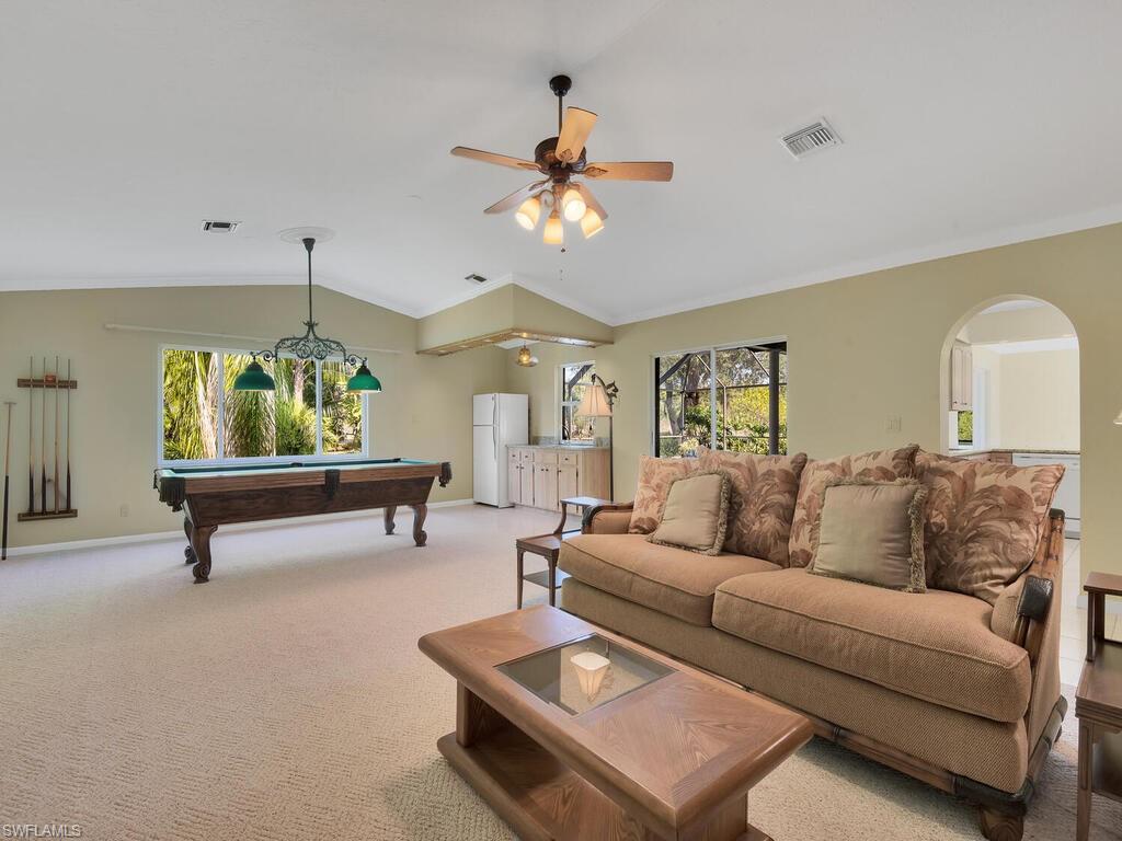 IMPERIAL GOLF ESTATES - Residential