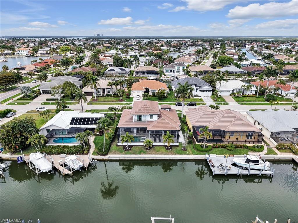 MARCO BEACH - Residential