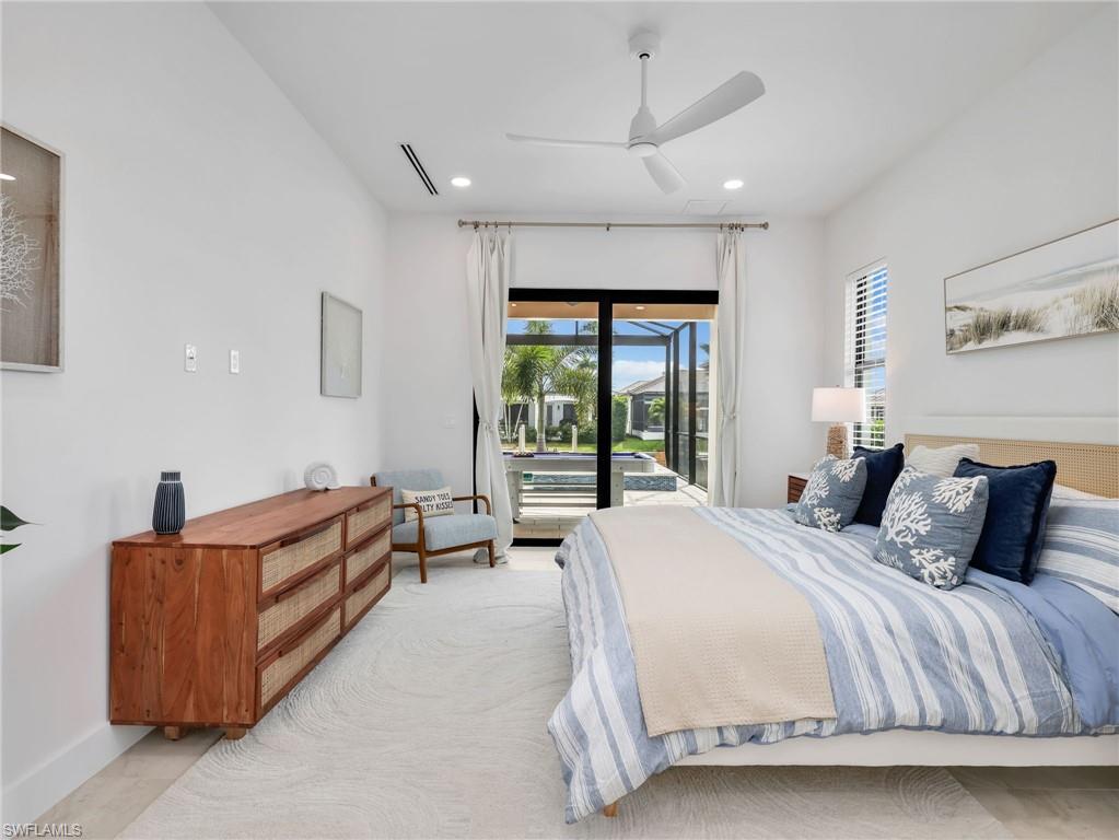 MARCO BEACH - Residential