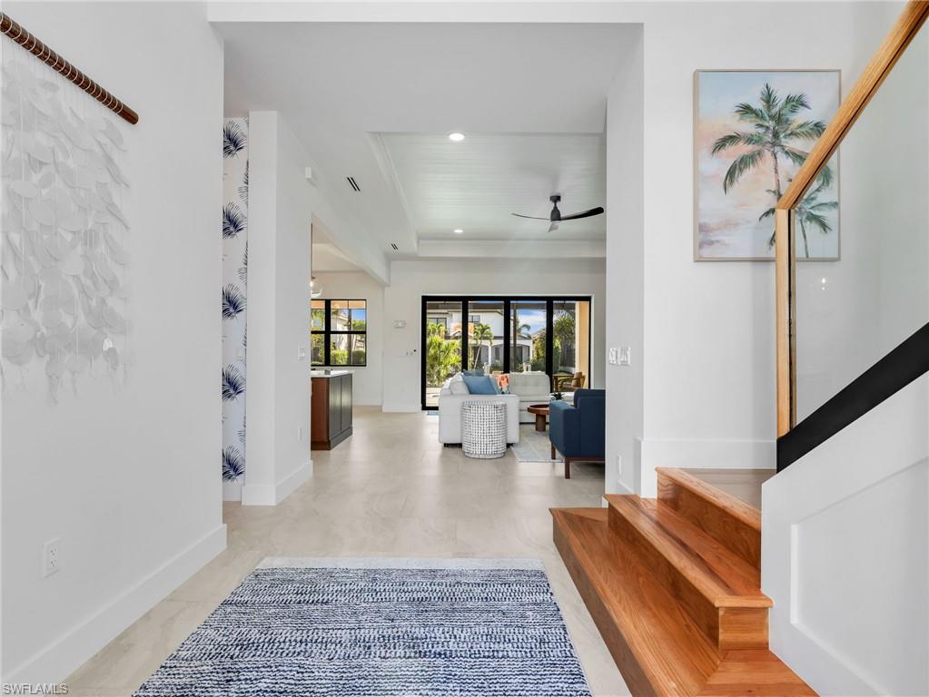 MARCO BEACH - Residential