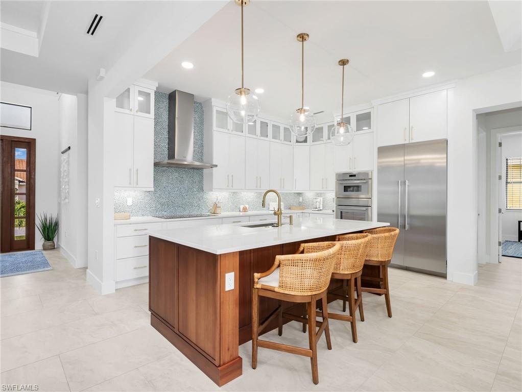 MARCO BEACH - Residential