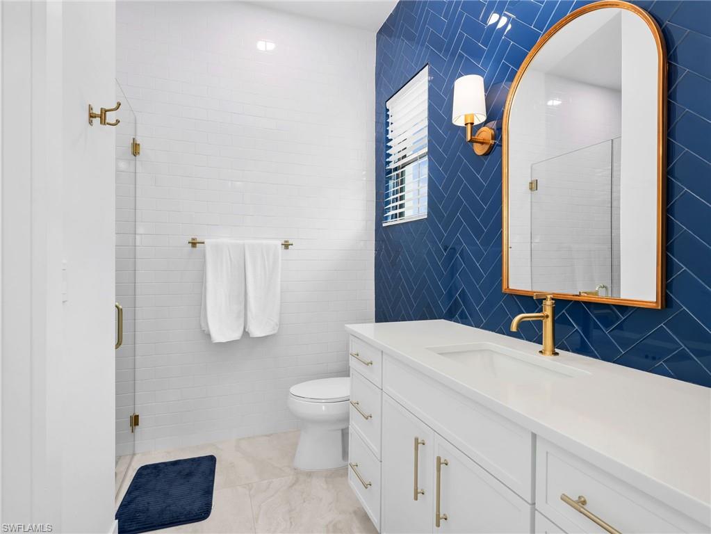 MARCO BEACH - Residential