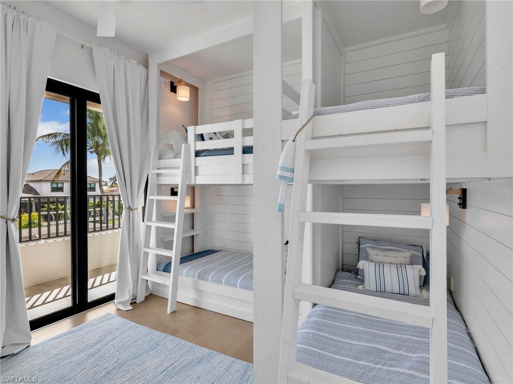 MARCO BEACH - Residential