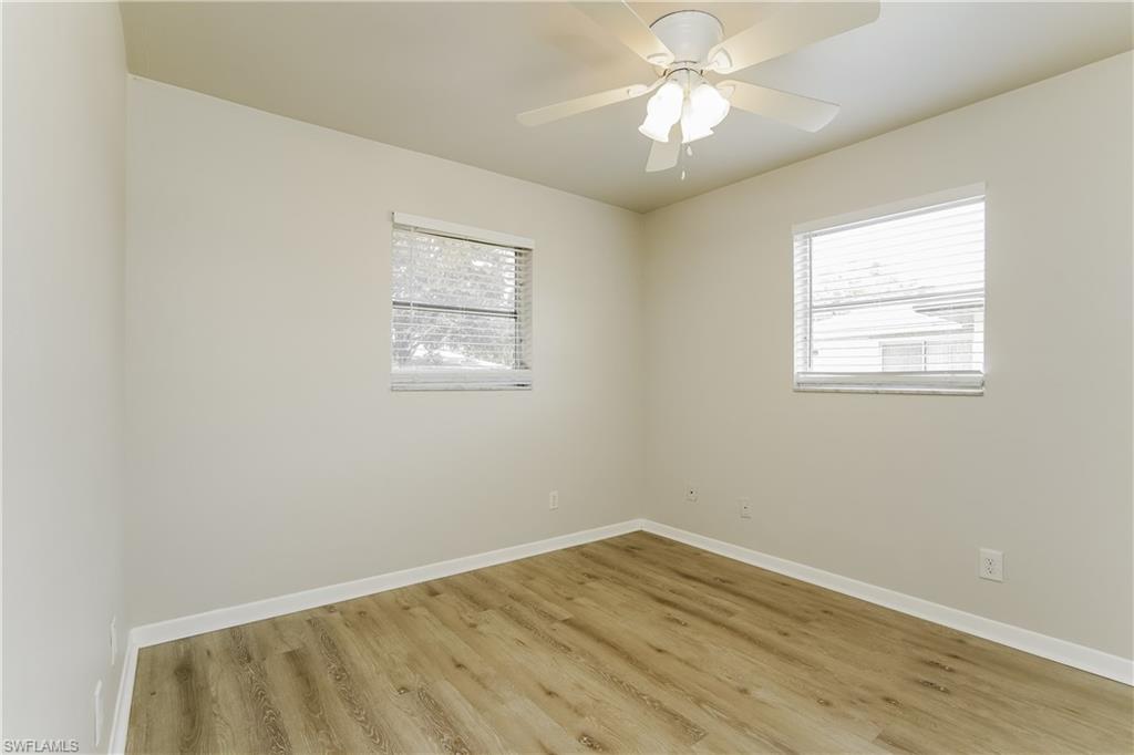 SAN CARLOS PARK - Residential