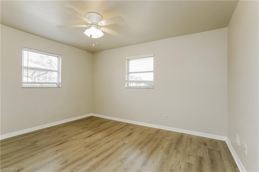 SAN CARLOS PARK - Residential