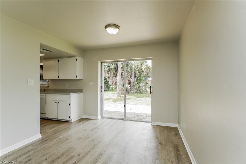 SAN CARLOS PARK - Residential