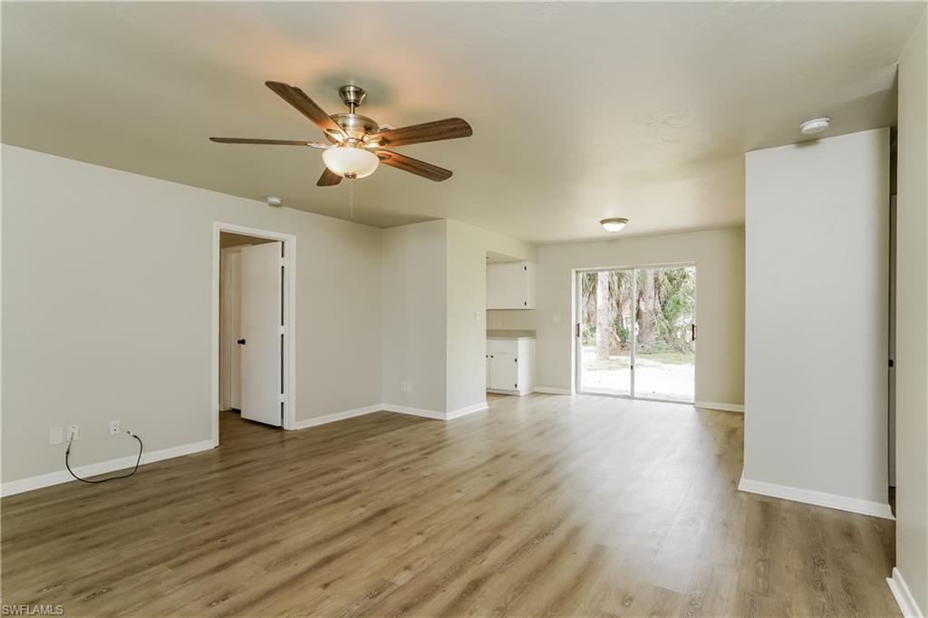 SAN CARLOS PARK - Residential