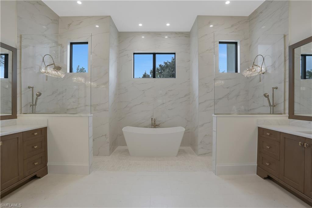 PARK SHORE - Residential