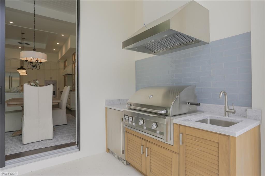 PARK SHORE - Residential