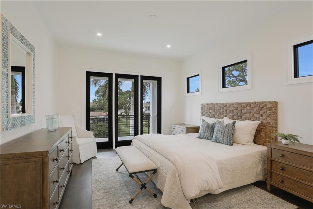 PARK SHORE - Residential