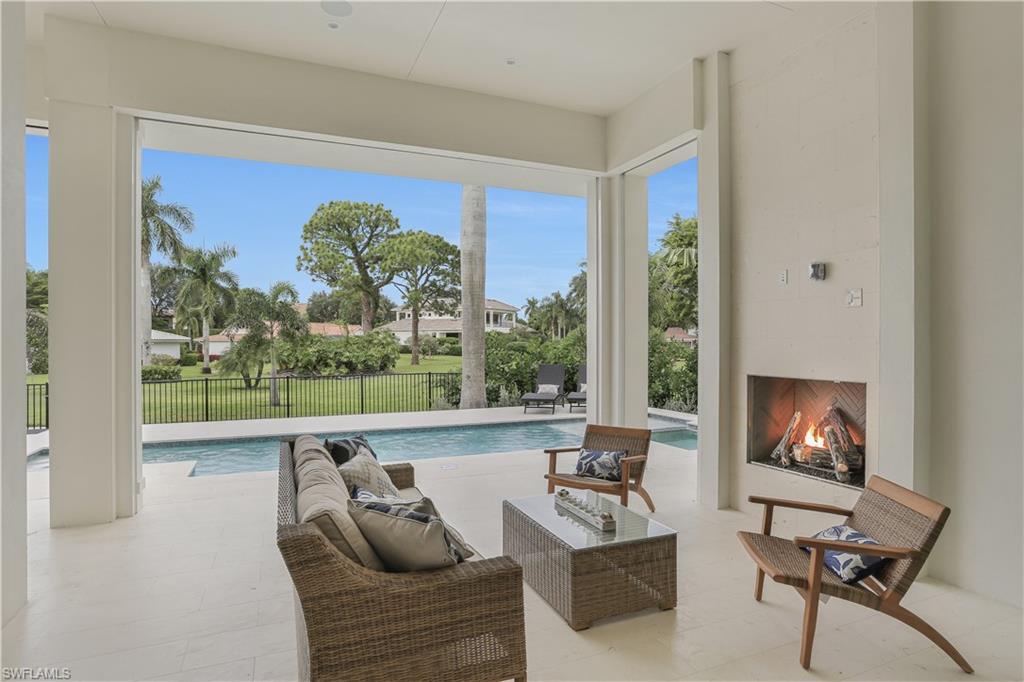 PARK SHORE - Residential