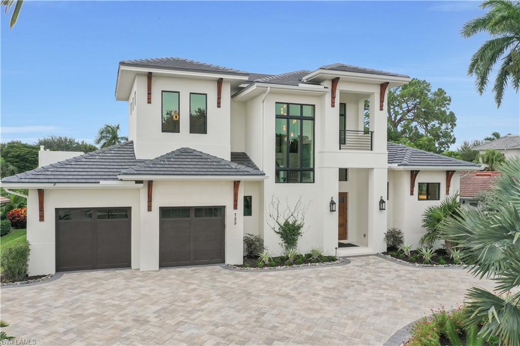 PARK SHORE - Residential