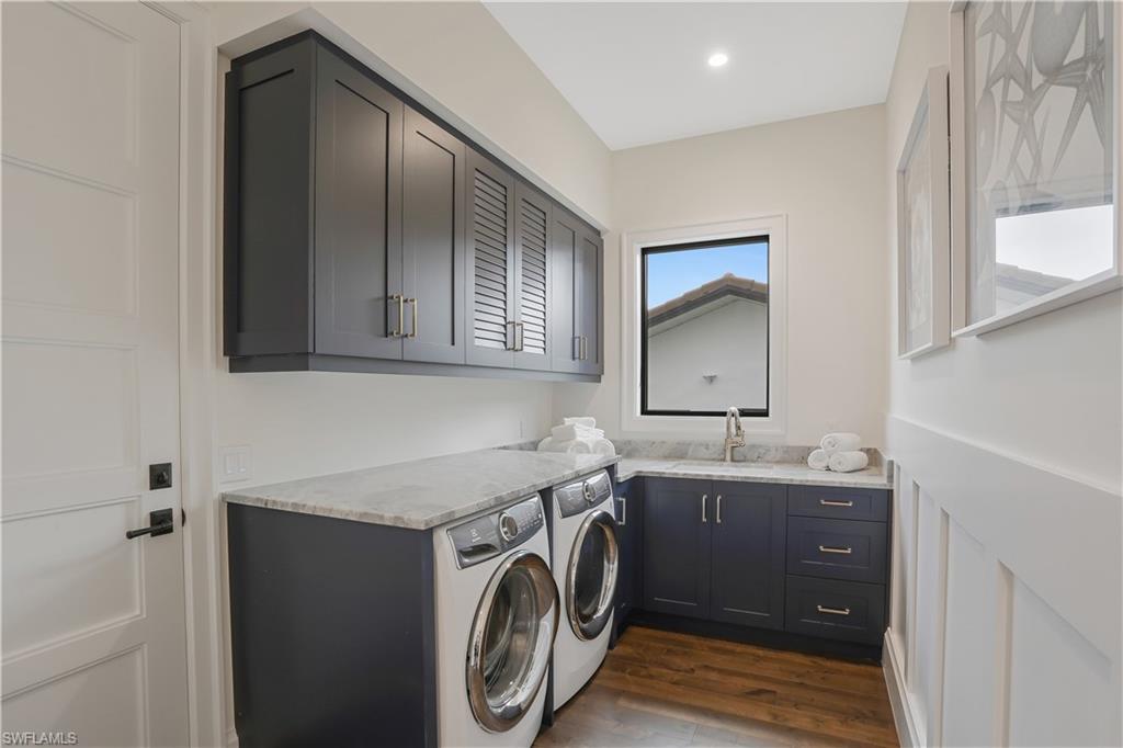 PARK SHORE - Residential