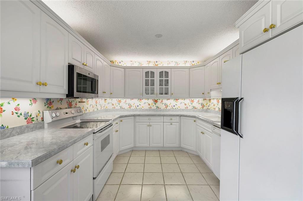 WILDERNESS COUNTRY CLUB - Residential